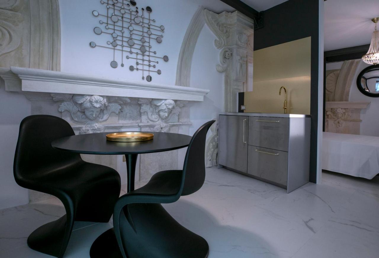 Azzoli Trapani - Apartments&Skypool - Adults Only المظهر الخارجي الصورة