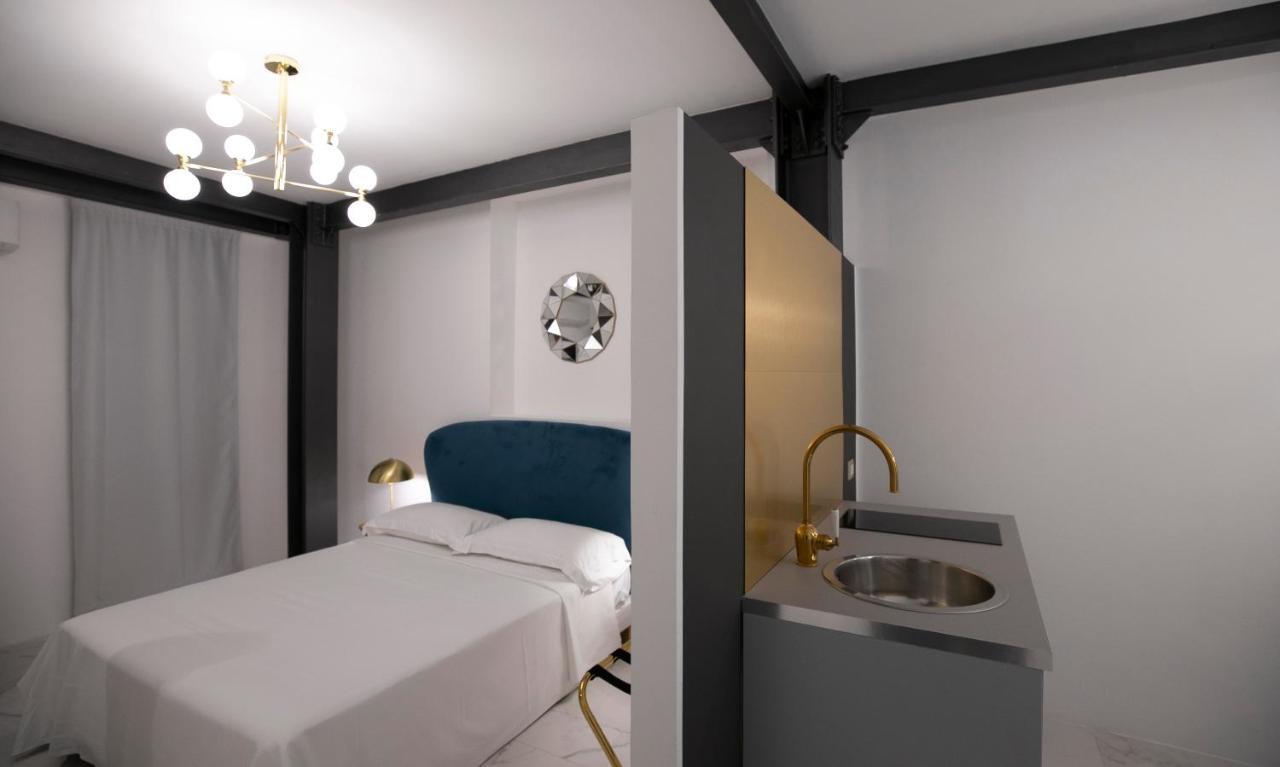 Azzoli Trapani - Apartments&Skypool - Adults Only المظهر الخارجي الصورة