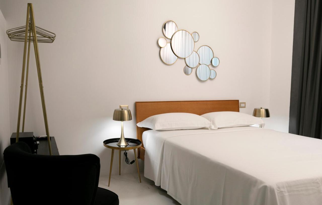 Azzoli Trapani - Apartments&Skypool - Adults Only المظهر الخارجي الصورة