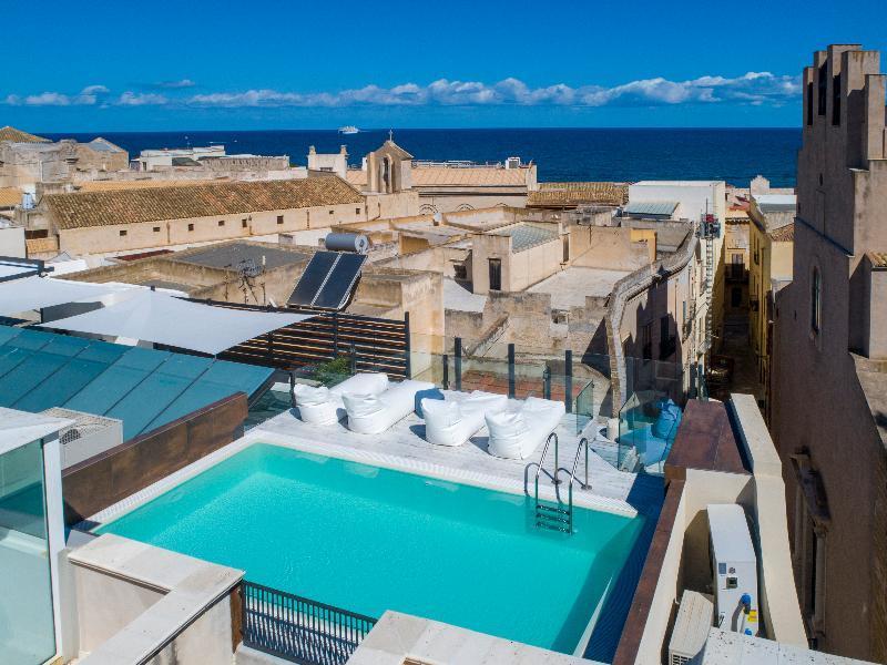 Azzoli Trapani - Apartments&Skypool - Adults Only المظهر الخارجي الصورة