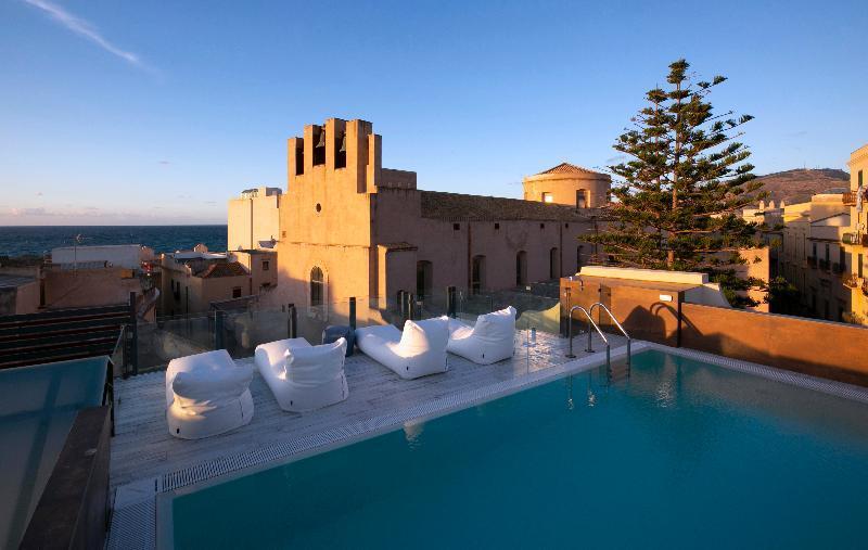 Azzoli Trapani - Apartments&Skypool - Adults Only المظهر الخارجي الصورة